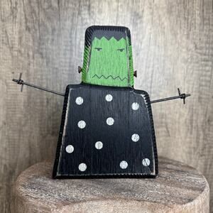 Rustic Halloween Home Decor Sitter Wood Frankenstein Fall Monster FAST SHIP NEW